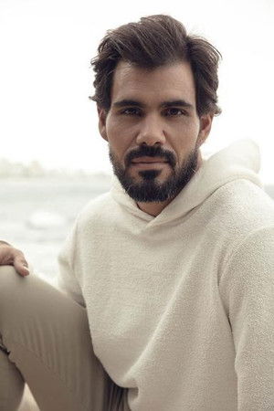 Juliano Cazarré photo