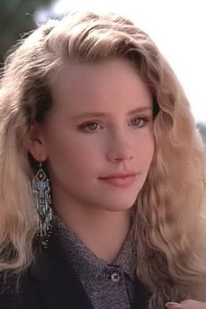 Amanda Peterson photo
