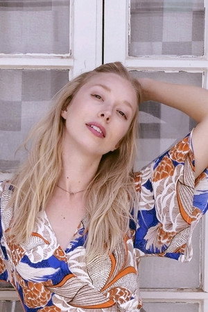 Photo of Alexandra Feld from the Latest Netflix gallery
