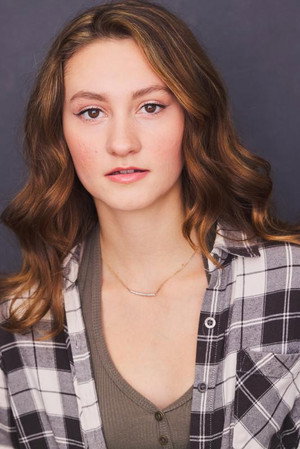 Photo of Arianna Rebecca Scott from the Latest Netflix gallery