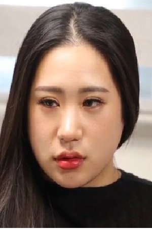 Photo of 윤정 from the Latest Netflix gallery