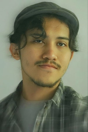 Photo of Al Ridwan from the Latest Netflix gallery