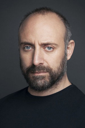 Halit Ergenç photo