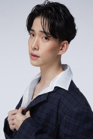 Tai Thanaphat Khajornchaikul photo