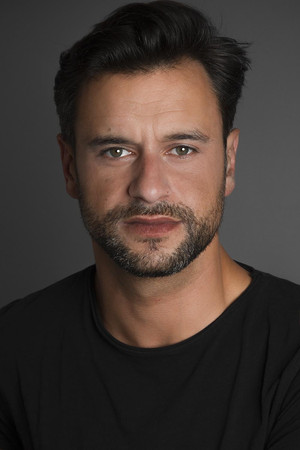 Photo of Samuel Alves from the Latest Netflix gallery