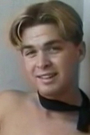 Photo of Billy Stevens from the Latest Netflix gallery