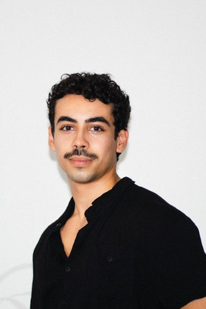 Photo of Pedro Linguitte from the Latest Netflix gallery