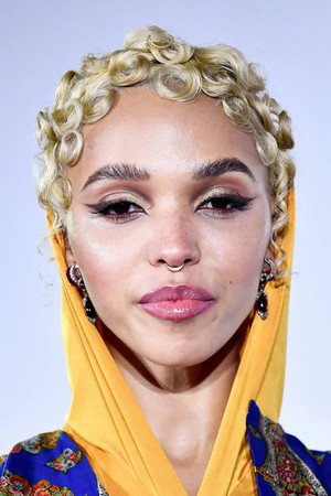 FKA twigs photo