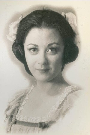 Photo of Udana Power from the Latest Netflix gallery