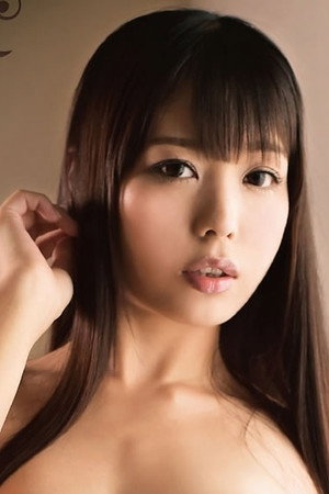 Photo of Yuki Jin from the Latest Netflix gallery
