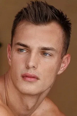 Photo of Hoyt Kogan from the Latest Netflix gallery