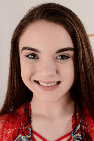 Photo of Megan Marx from the Latest Netflix gallery