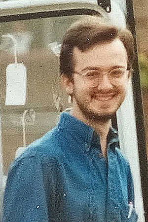 Photo of Edmon Roch from the Latest Netflix gallery