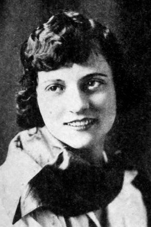 Photo of Mina Cunard from the Latest Netflix gallery