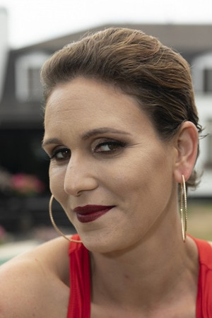 Photo of Sandy Lou from the Latest Netflix gallery