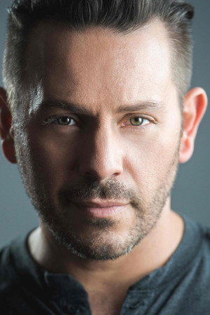 Photo of Jeremy Hoop from the Latest Netflix gallery