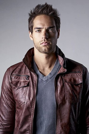 Photo of Ryan Windish from the Latest Netflix gallery