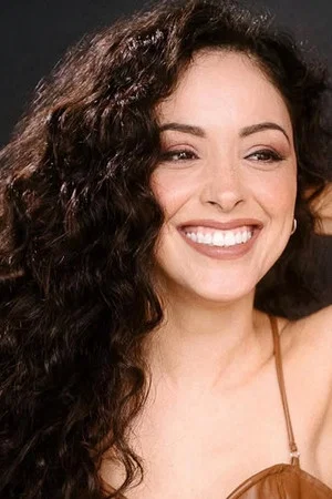 Photo of Tamara Almeida from the Latest Netflix gallery