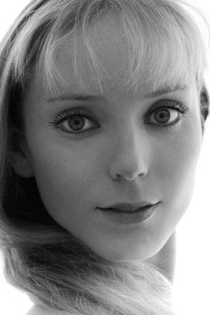 Photo of Sarah Lamb from the Latest Netflix gallery