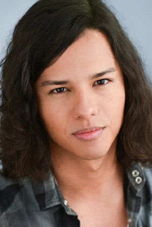 Photo of Gustavo Gomez from the Latest Netflix gallery