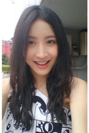Photo of Yuwanat Arayanimisakul from the Latest Netflix gallery