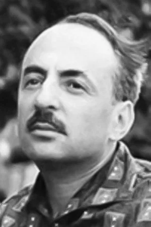 Photo of Emil Braginskiy from the Latest Netflix gallery