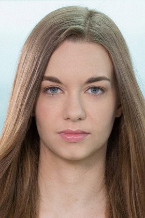 Photo of Tali Dova from the Latest Netflix gallery