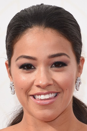 Gina Rodriguez photo