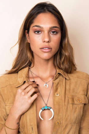 Photo of Índia Branquinho from the Latest Netflix gallery