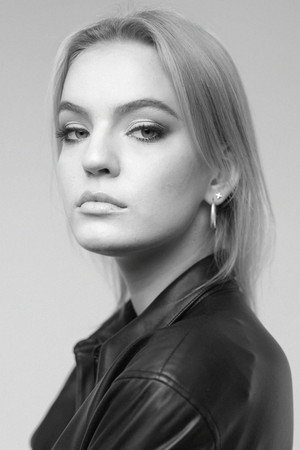 Photo of Daria Navalnaya from the Latest Netflix gallery