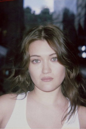 Photo of Isa Briones from the Latest Netflix gallery