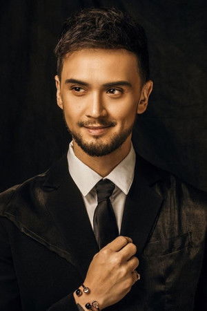 Billy Crawford photo