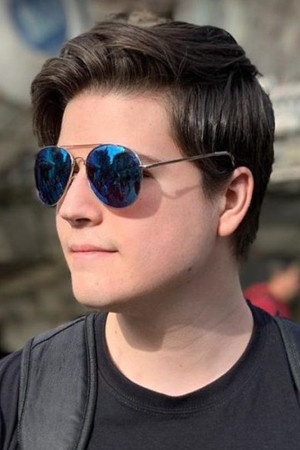 Photo of Emilio Treviño from the Latest Netflix gallery