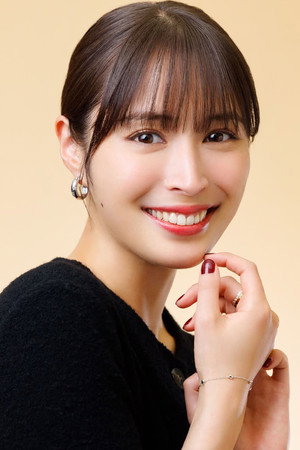Photo of Alice Hirose from the Latest Netflix gallery