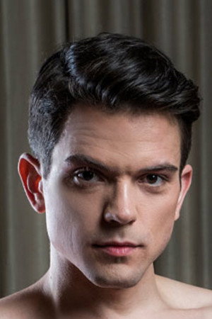 Photo of Dakota Payne from the Latest Netflix gallery