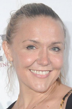 Dominique Swain photo