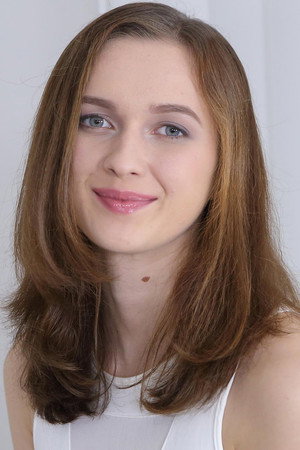 Photo of Stacy Cruz from the Latest Netflix gallery