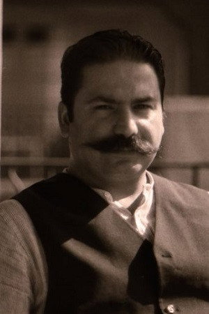 Photo of Rouzbeh Rashidi from the Latest Netflix gallery
