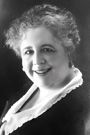 Photo of María Bru from the Latest Netflix gallery