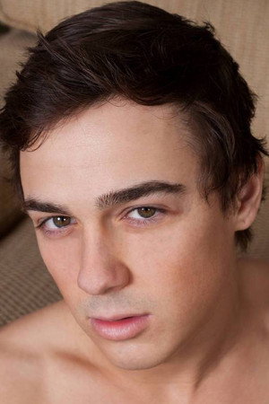Photo of Justin Owen from the Latest Netflix gallery