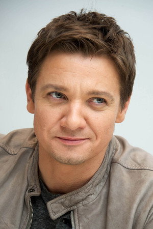 Jeremy Renner photo