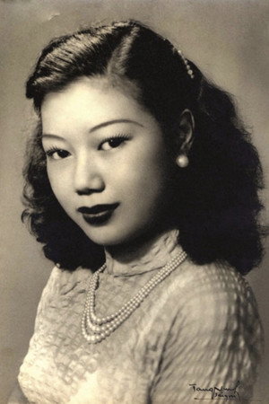 Photo of Kim Cương from the Latest Netflix gallery