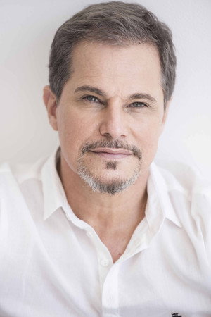 Photo of Edson Celulari from the Latest Netflix gallery