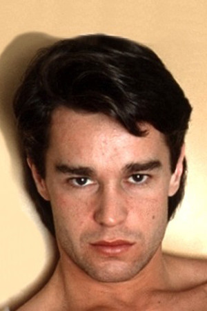 Photo of Danny Bliss from the Latest Netflix gallery