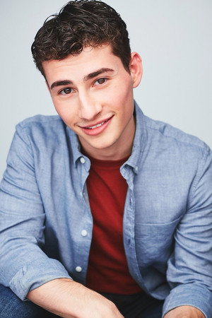 Photo of David Gabriel Lerner from the Latest Netflix gallery