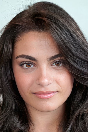 Aurora Giovinazzo photo