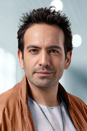 Buğra Gülsoy photo