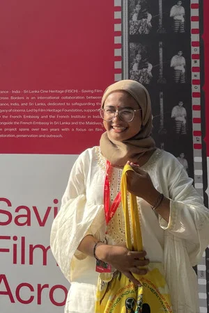 Photo of Tri Yuni Aulia from the Latest Netflix gallery