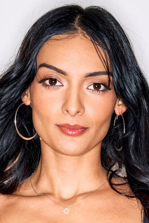 Photo of Laynee James from the Latest Netflix gallery