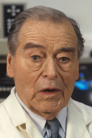 Sebastian Shaw photo